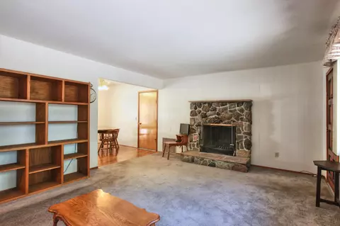 3301 Pioneer Ln, Redding, CA 96001 photo 12