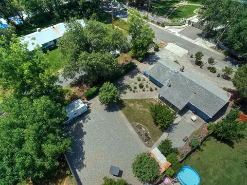 3301 Pioneer Ln, Redding, CA 96001 photo 45