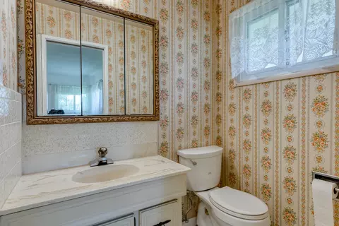 850 Parsons Dr, Redding, CA 96002 photo 24