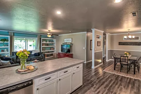 1664 Galaxy Way, Redding, CA 96002 photo 13
