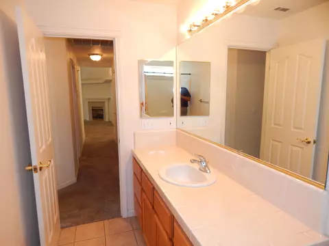 3975 Bristol Dr, Redding, CA 96002 photo 29