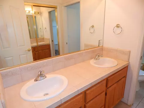 3975 Bristol Dr, Redding, CA 96002 photo 39