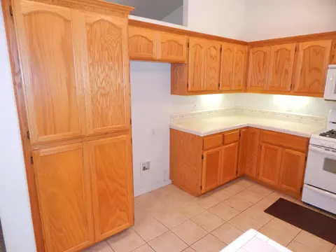 3975 Bristol Dr, Redding, CA 96002 photo 13