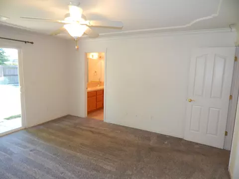 3975 Bristol Dr, Redding, CA 96002 photo 36