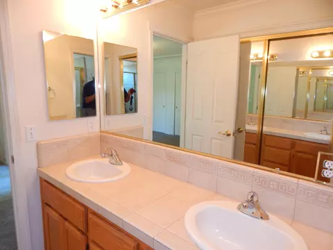 3975 Bristol Dr, Redding, CA 96002 photo 42