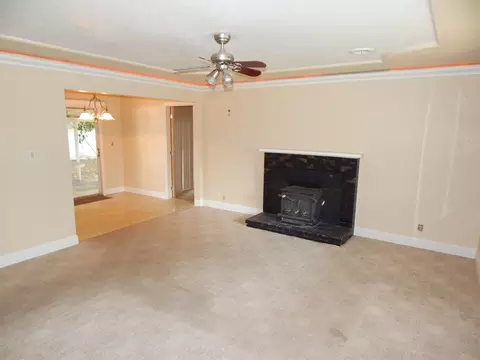 210 Chestnut Ave, Red Bluff, CA 96080 photo 7