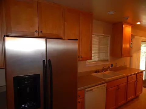 210 Chestnut Ave, Red Bluff, CA 96080 photo 13