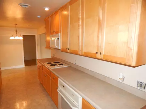 210 Chestnut Ave, Red Bluff, CA 96080 photo 12