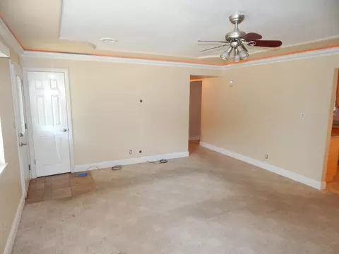210 Chestnut Ave, Red Bluff, CA 96080 photo 4
