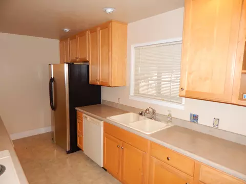 210 Chestnut Ave, Red Bluff, CA 96080 photo 11