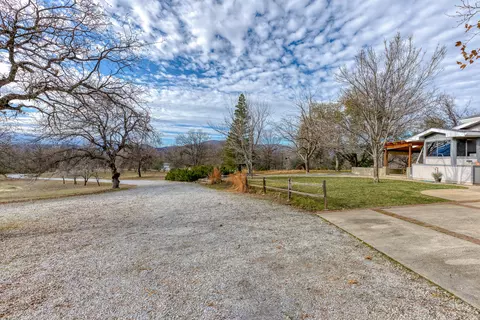 11873 Hardpan Ln, Redding, CA 96003 photo 14