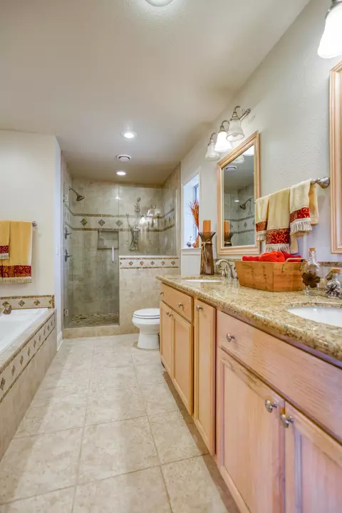 3747 Sunday Ct, Redding, CA 96001 photo 35