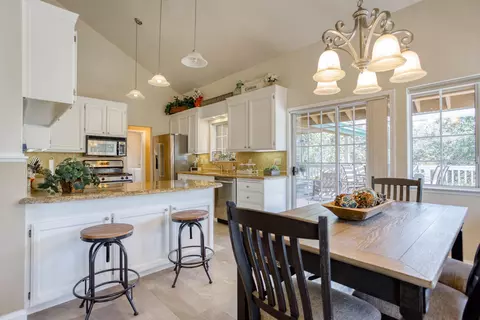 3747 Sunday Ct, Redding, CA 96001 photo 22