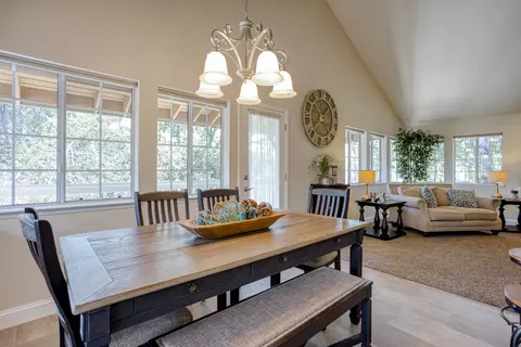 3747 Sunday Ct, Redding, CA 96001 photo 24