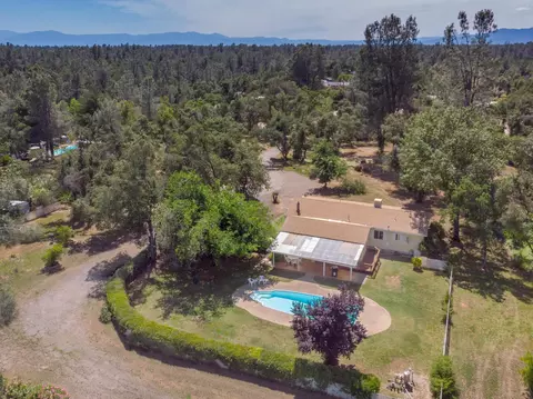 6291 Saddle Trl, Anderson, CA 96007 photo 2