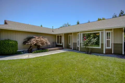 78 Tidmore Ln, Redding, CA 96003 photo 4