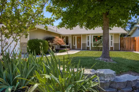 78 Tidmore Ln, Redding, CA 96003 photo 3
