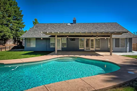 2747 Blue Bell Dr, Redding, CA 96001 photo 37