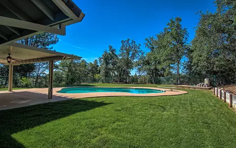 2747 Blue Bell Dr, Redding, CA 96001 photo 46