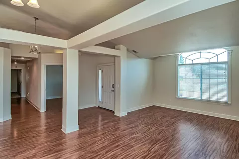 2747 Blue Bell Dr, Redding, CA 96001 photo 6