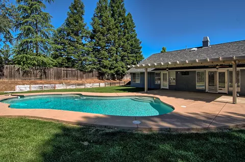2747 Blue Bell Dr, Redding, CA 96001 photo 44