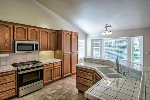 2747 Blue Bell Dr, Redding, CA 96001 photo 13