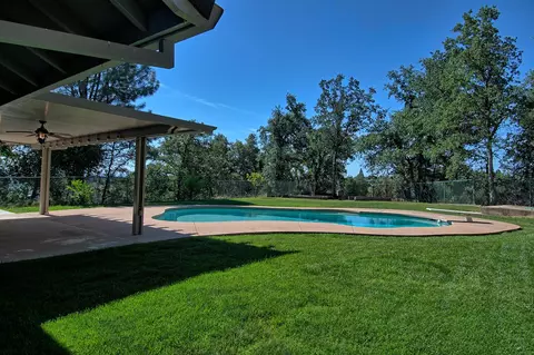 2747 Blue Bell Dr, Redding, CA 96001 photo 47