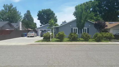 320 Michael Dr, Red Bluff, CA 96080 photo 7