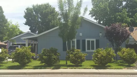 320 Michael Dr, Red Bluff, CA 96080 photo 9