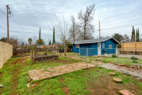 1521 Mistletoe Ln, Redding, CA 96002 photo 27