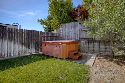 507 Fair Hill Dr, Redding, CA 96003 photo 25