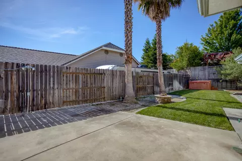507 Fair Hill Dr, Redding, CA 96003 photo 27
