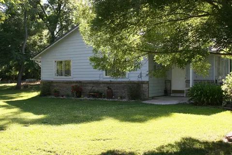 5900 Bell Rd, Redding, CA 96001 photo 2