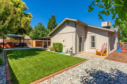 3986 Sunwood Dr, Redding, CA 96002 photo 22