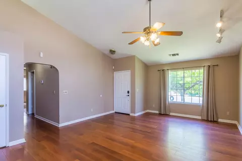 555 Vansicklen Way, Redding, CA 96003 photo 5