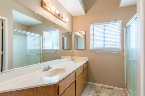 555 Vansicklen Way, Redding, CA 96003 photo 13