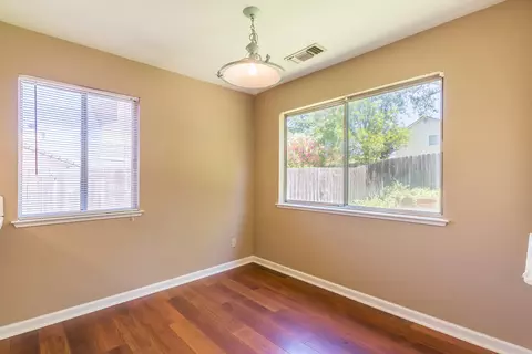 555 Vansicklen Way, Redding, CA 96003 photo 11