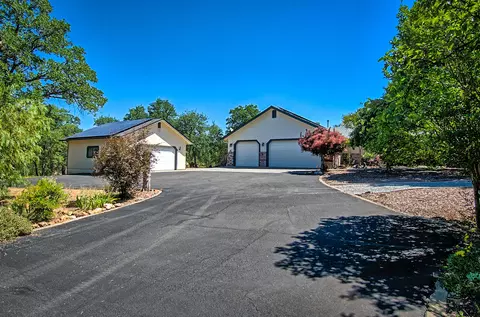 13195 Padani Dr, Redding, CA 96003 photo 1