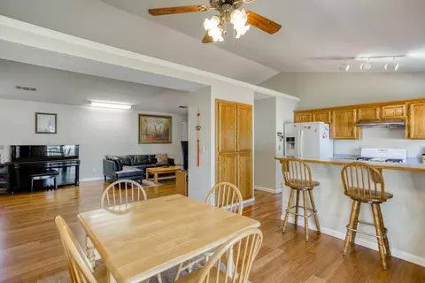 770 Spaniel Dr, Redding, CA 96003 photo 8