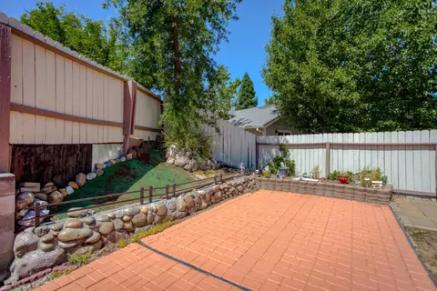 770 Spaniel Dr, Redding, CA 96003 photo 22