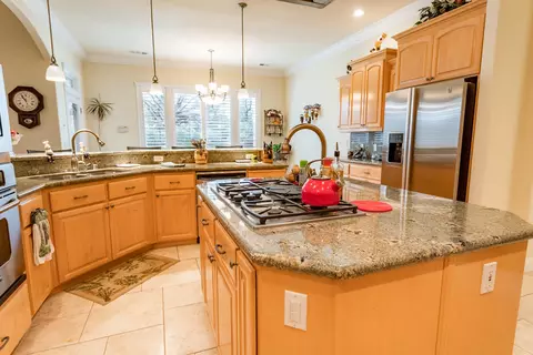 19310 Titleist Way, Redding, CA 96003 photo 5
