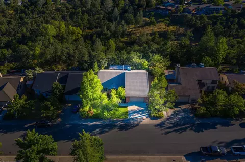 3627 Wasatch Dr, Redding, CA 96001 photo 7