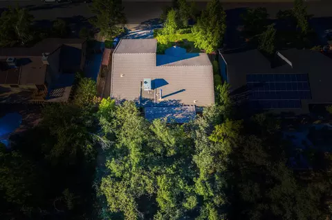 3627 Wasatch Dr, Redding, CA 96001 photo 6