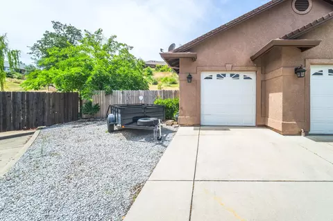 4695 Mayo Ct, Redding, CA 96001 photo 5