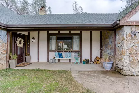 9121 Sugarloaf Dr, Redding, CA 96001 photo 45