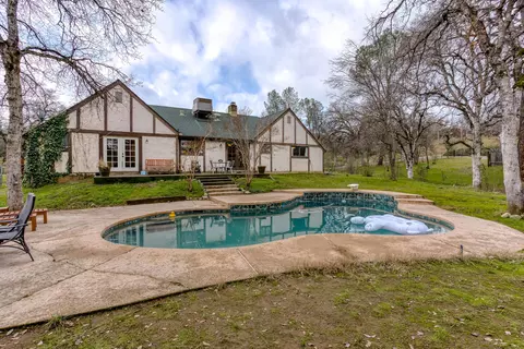9121 Sugarloaf Dr, Redding, CA 96001 photo 52