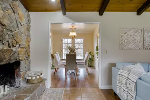 9121 Sugarloaf Dr, Redding, CA 96001 photo 32