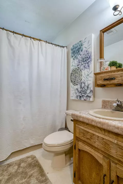 9121 Sugarloaf Dr, Redding, CA 96001 photo 44