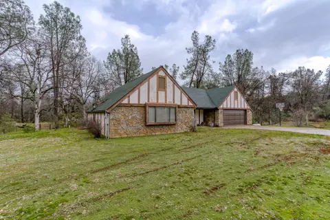 9121 Sugarloaf Dr, Redding, CA 96001 photo 61
