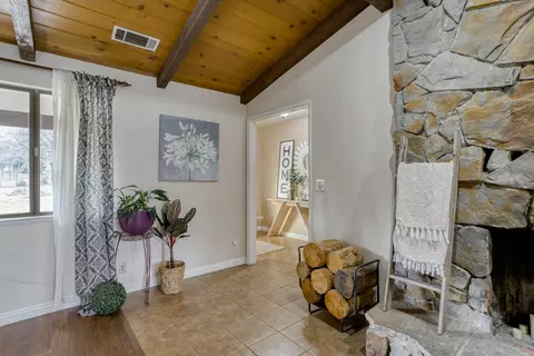 9121 Sugarloaf Dr, Redding, CA 96001 photo 34